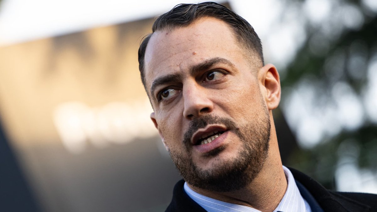 🔴💥 ATTENTION, ÇA VA EXPLOSER : Le député LFI Sébastien Delogu va être entendu demain par les gendarmes pour des échanges avec un TRAFIQUANT DE DROGUE ! 

La France Insoumise au cœur d’un scandale narco ? Jusqu’où va aller l’hypocrisie de la gauche morale ? RT massif si vous