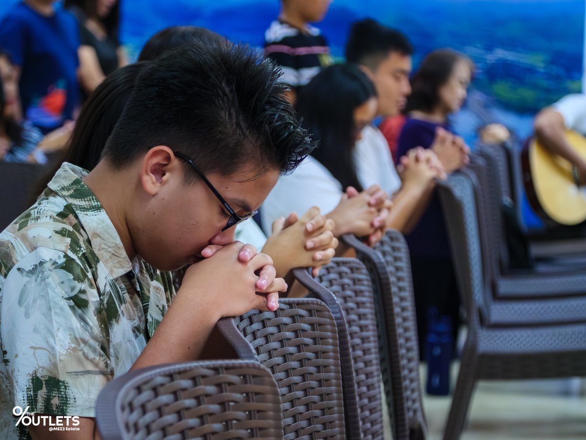 cebudailynews's tweet photo. SUNDAY MASS AT THE OUTLETS @MEZ2 ESTATE
More than a venue, a gathering place. The Outlets at MEZ2 Estate hosts Sunday Mass, welcoming the community to moments of reflection and shared faith.
#CDNDigital #CDNLife #CDNWhatsUp #BrandRoom https://t.co/cqrT8yXXI2