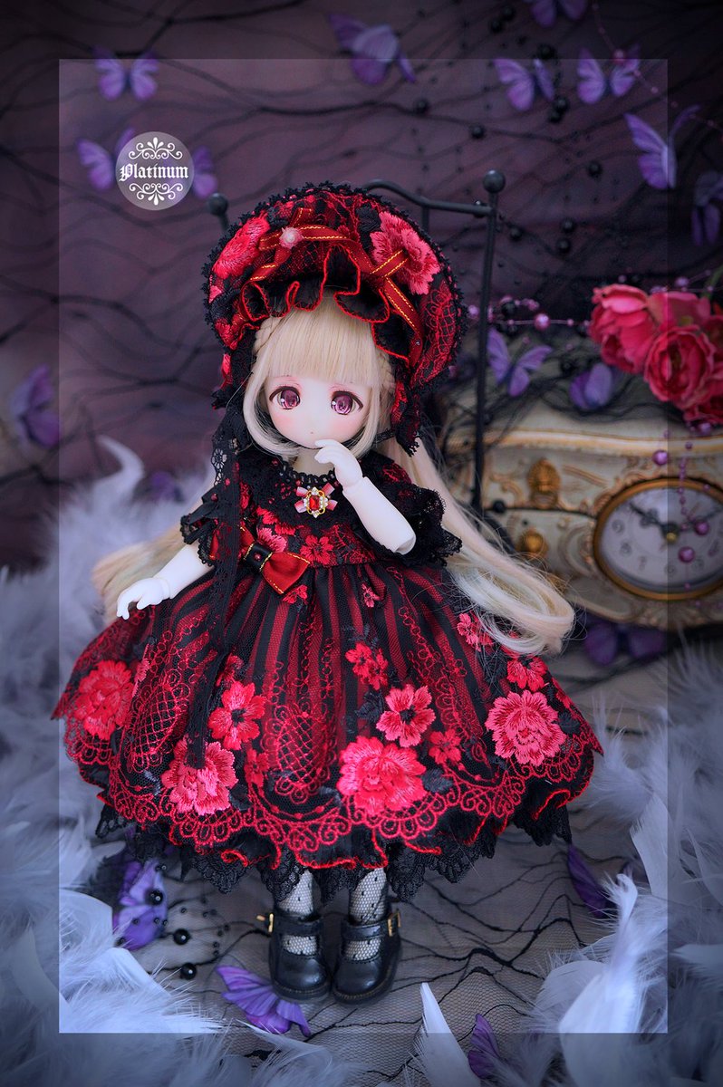 ✴︎ちょっと休憩中✴︎ビスクドール用♡ドレス(深紅)セット