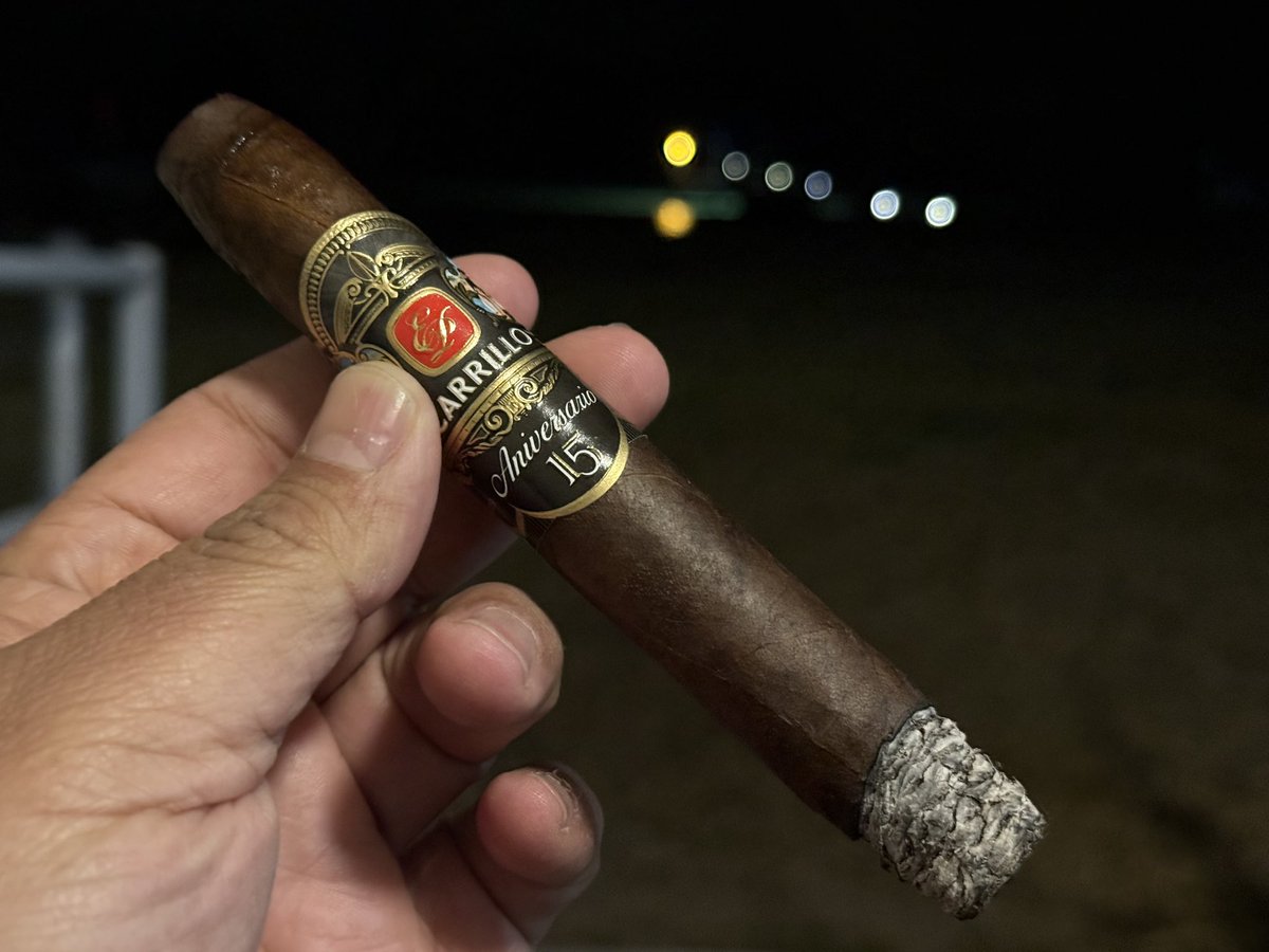 Rick (@lagranhoja) on Twitter photo 