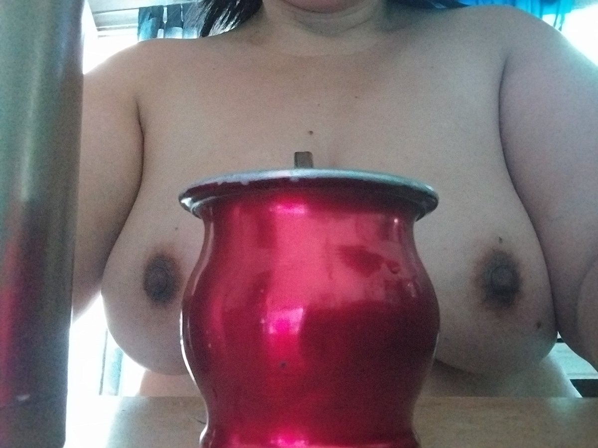 mara76lore's tweet photo. A tomar un mate!!! https://t.co/70sHBAF0Fk