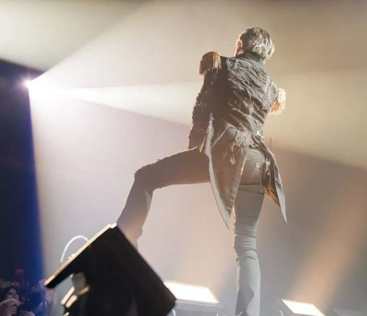 nocturnal_ces's tweet image. sorry this ís genuinely insane what the fuck is his problem