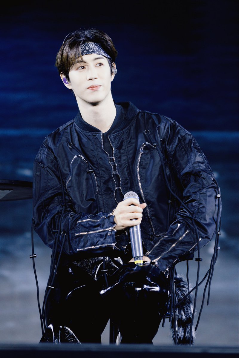 DNAmngmnt's tweet image. Silhouette: The Shape of You 
FANCON 2025-2026 
QINGDAO 青岛 

From Shenzhen to Qingdao, thank you for all the support and energy throughout this leg of the fancon tour 💕 Grateful for every moment. See you again soon🫡 Next &amp;gt;&amp;gt;&amp;gt; BANGKOK

#MarkTuan
#Silhouette