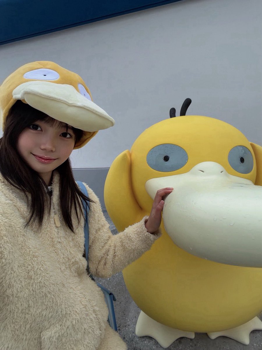 いっぱいキャラクター帽子あったのに… コダック選んでウケた?爆笑 今 