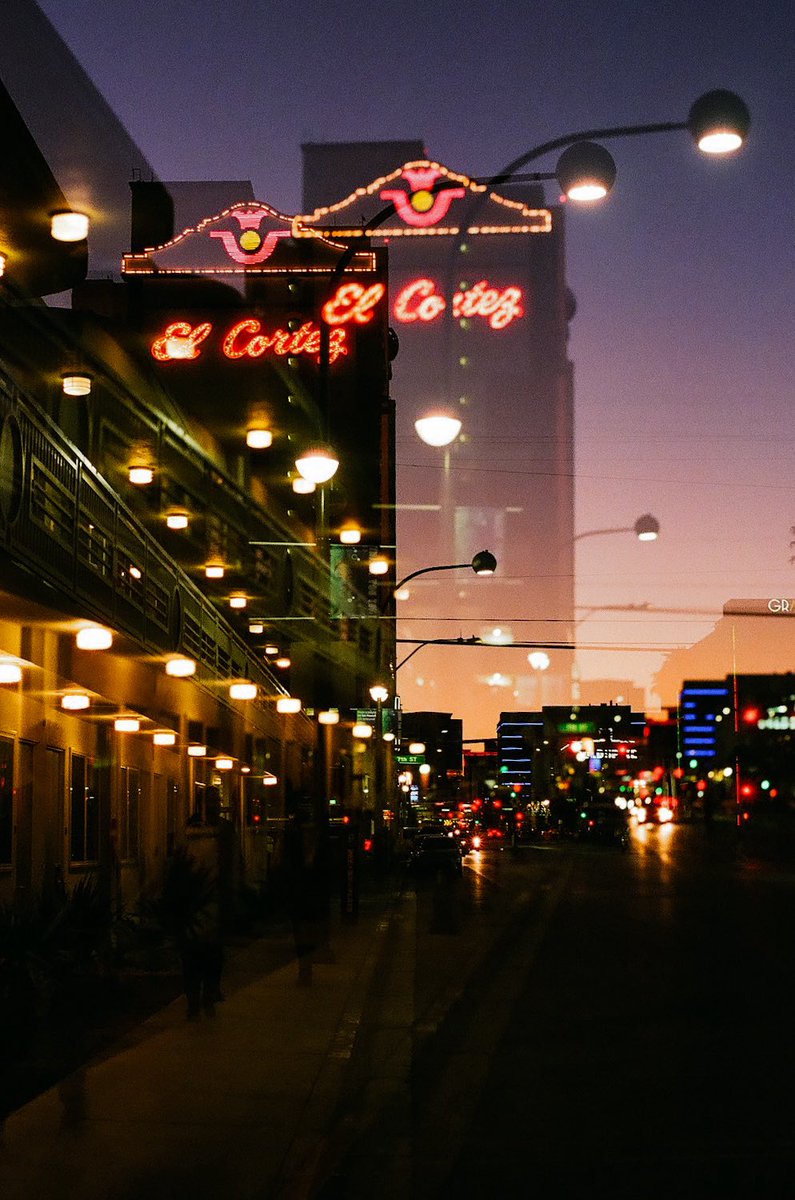 marvinj_lee's tweet image. Las Vegas on 35mm film