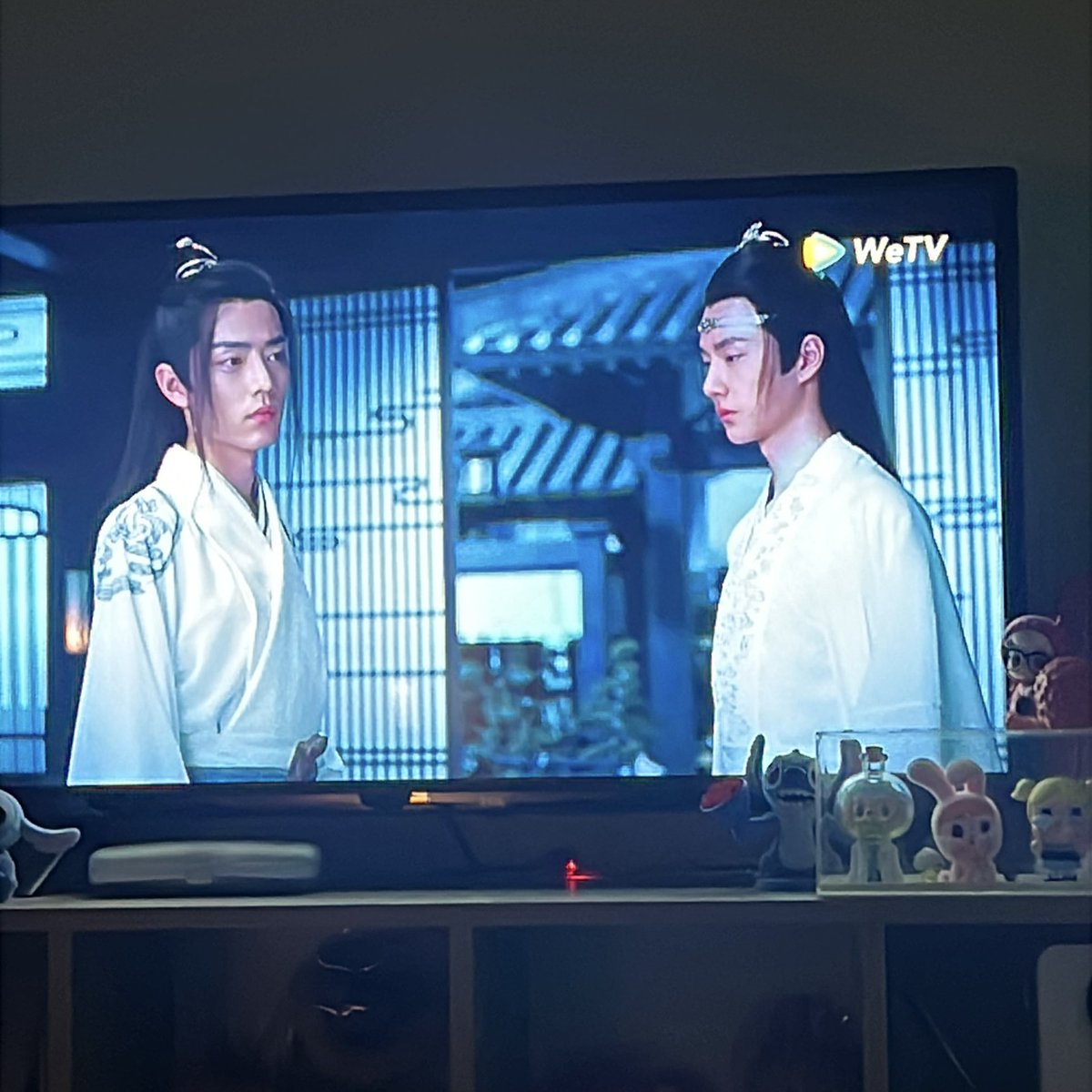 manudting_'s tweet photo. ดูไอแพดเล็กไป จะดูทีวีก็ต้องต่อไอแพด จบปัญหาซื้อ tv stick เลย โหลดแอพดูง่ายกว่า

https://t.co/zB4dW4TElL https://t.co/QWBSKwqAr9