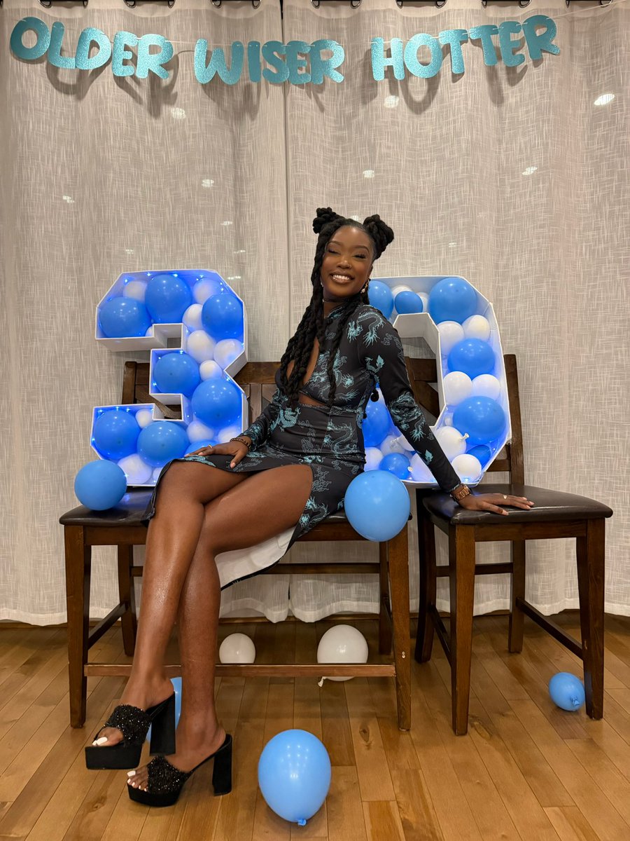 i’m 30 years OLD!!!!!😭😭😭😭