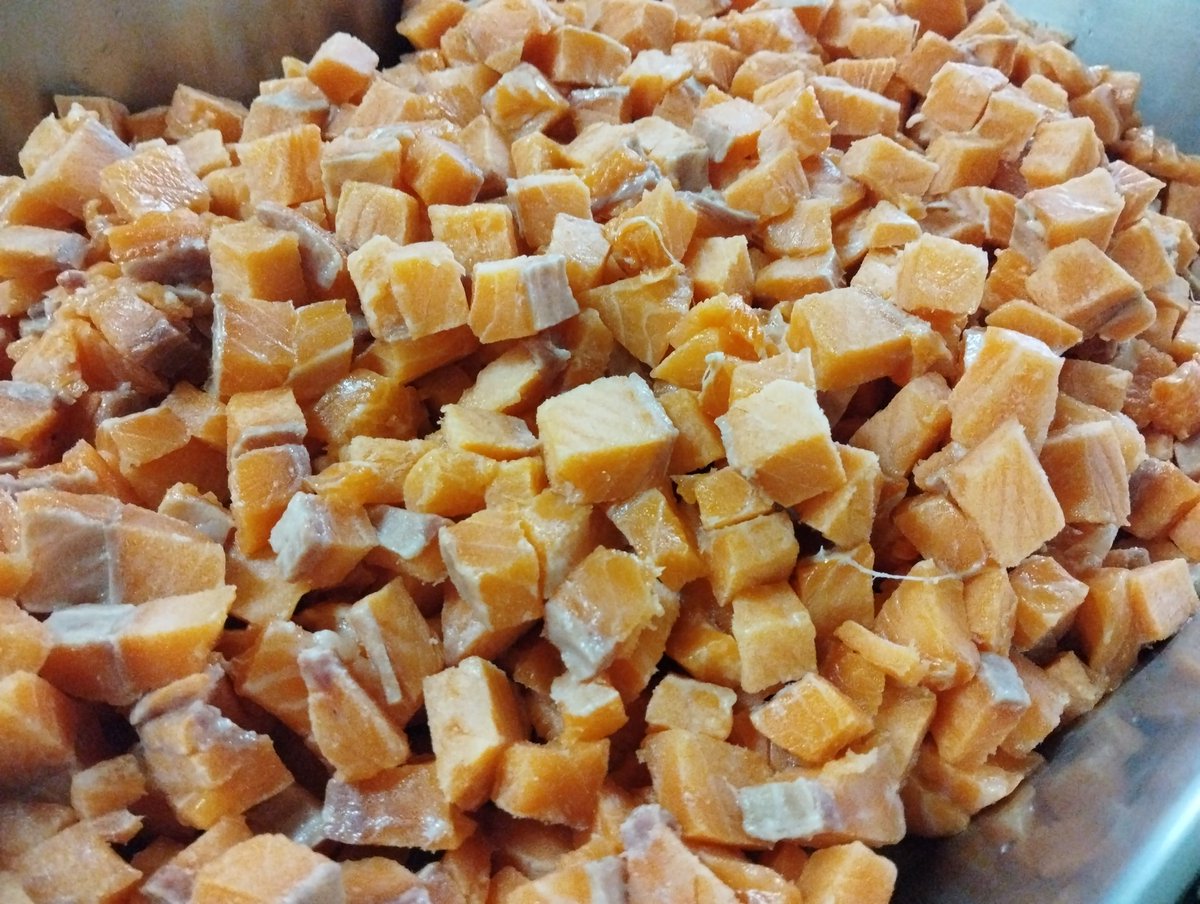 【告知】
今回数年に一度あるかないかの流れがきており、これを絶やす事は非常にもったいないと思ったので、2/10より有料会員さまもX・チャット一般受付の方も、同時にセールを行います！
【バースデーゴッドフェア】
今回のテーマは「少数精鋭」。
新商品、新企画でいきます。

お楽しみに！