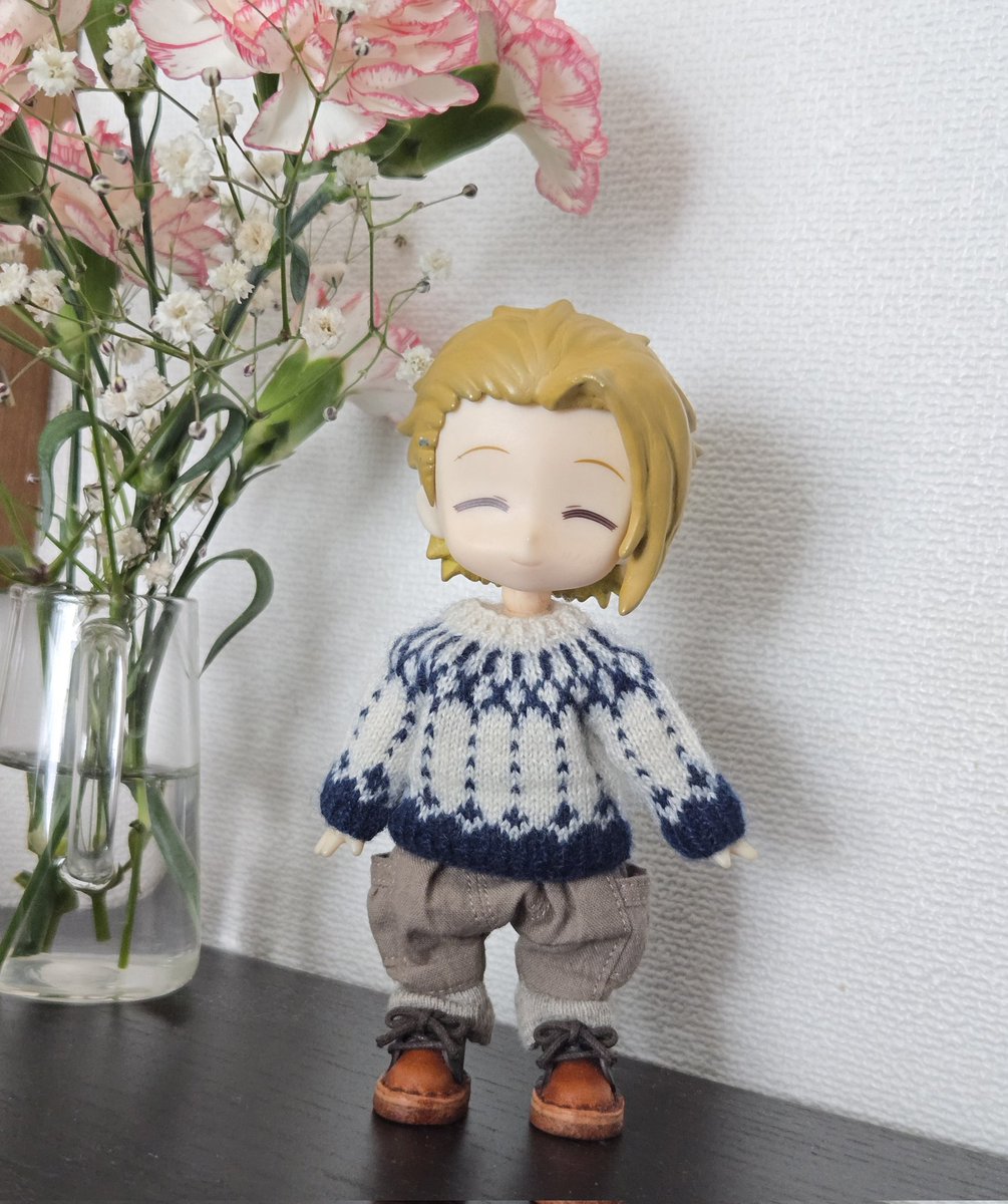 せっかくの❄チャンス（正月行けなかったし！）なので敷地内でひそやかにはしゃいだりしてきました
びしょびしょから着替えたしんじくんがとてもかわゆい💙

🧶… <a href="/guiltyknitholic/">guilty</a> 様
👖… <a href="/emptyegg11/">EmptyEgg</a> 様
👞… <a href="/petit_tarte1230/">petit＊tarte</a> 様

#えあるぴねんどる