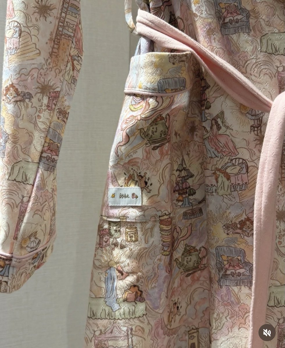 𝐃𝐚𝐢𝐬𝐲 tweet media