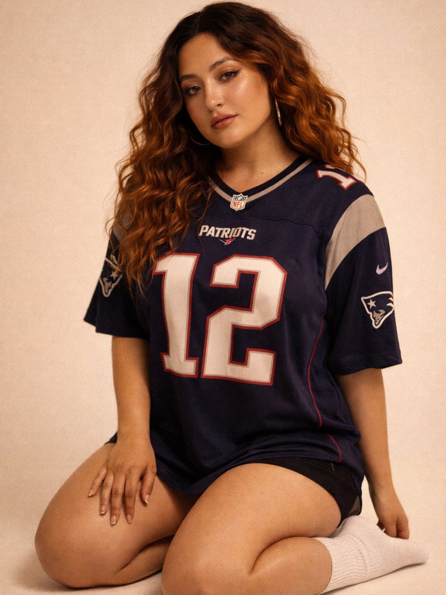 Who’s a patriots fan here? ✨💙