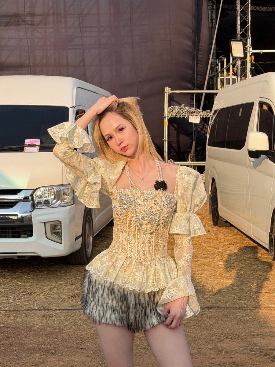 Hannah tweet media