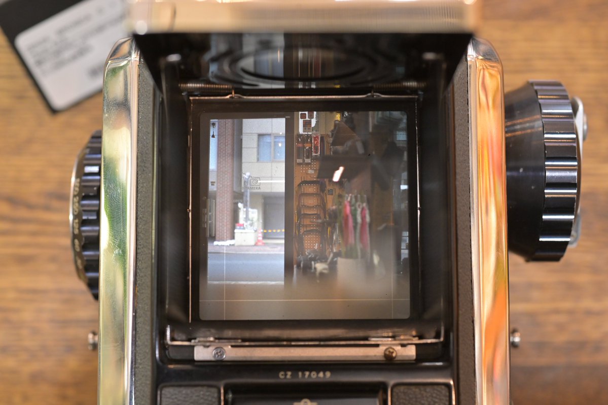 新着カメラ】 -ZENZA BRONICA C + NIKKOR-P 75mm F2.8 機械式6×6