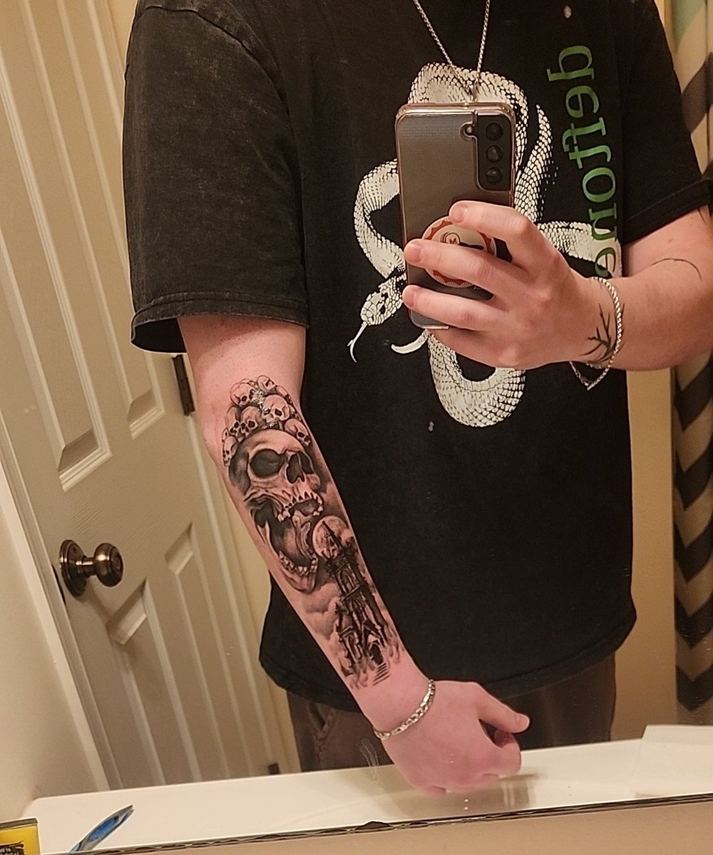 ren_RL0's tweet photo. new ink https://t.co/kNoG2f9lht