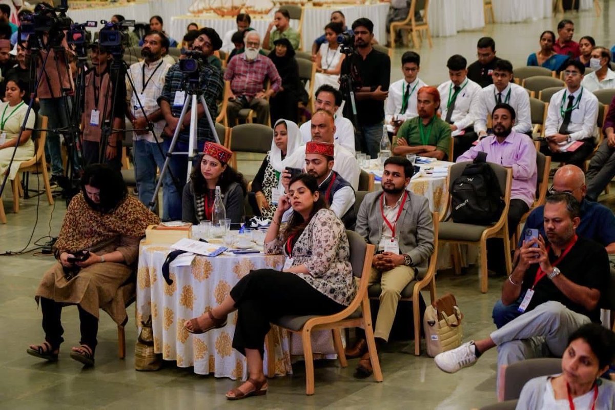 PA Mohamed Riyas tweet media