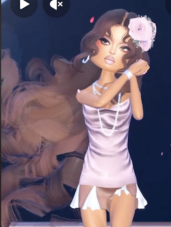 vaniIIalattee's tweet photo. @_Dress2Impress what happened w/ this hair?? never came https://t.co/DHTN8GK09l