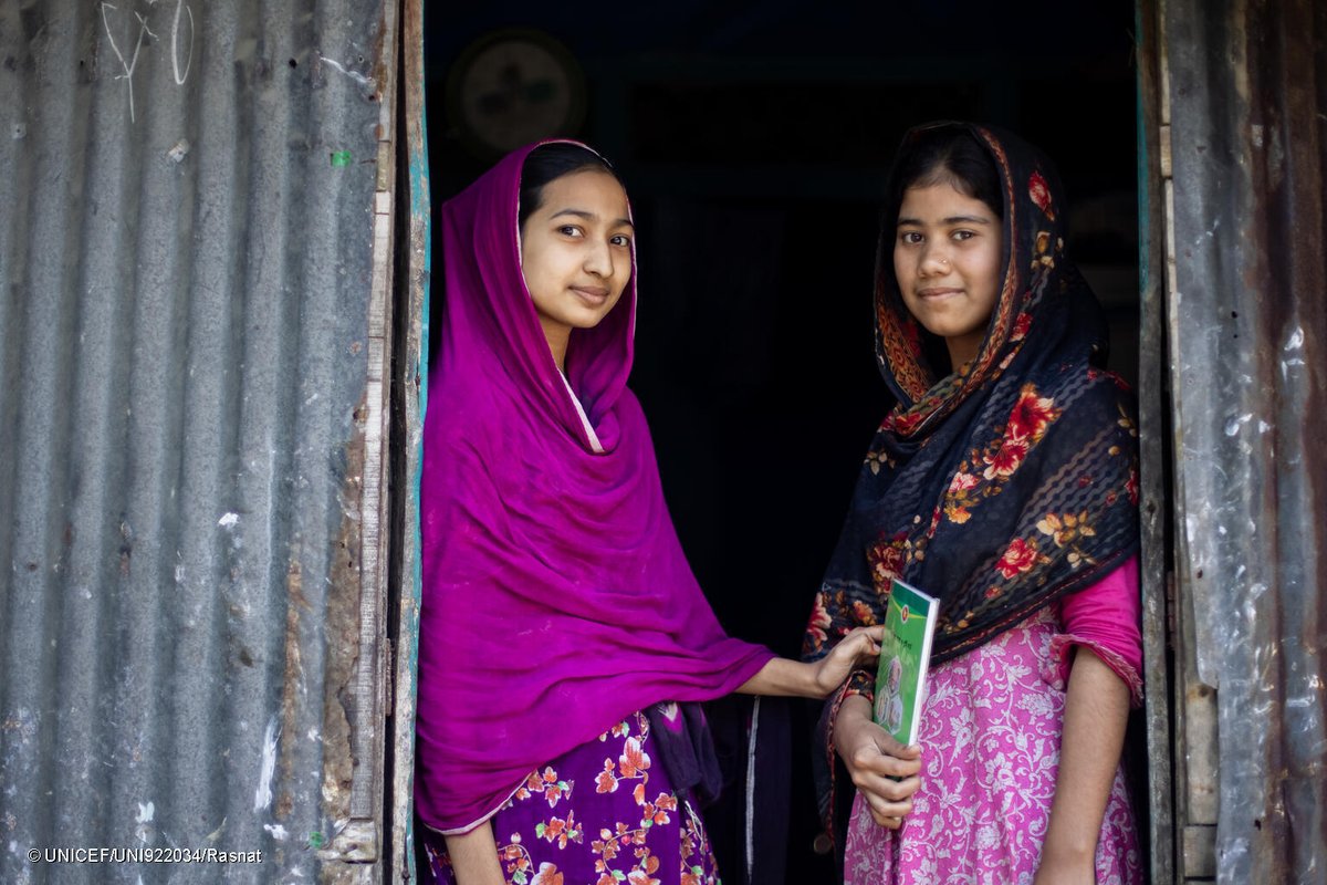 UNICEFBD's tweet image. Child marriage robs girls of their childhood and future potential. Education is a powerful tool in ending child marriage, empowering girls to make informed choices and break the cycle of poverty.

It's on all of us to #EndChildMarriage and help every girl thrive.