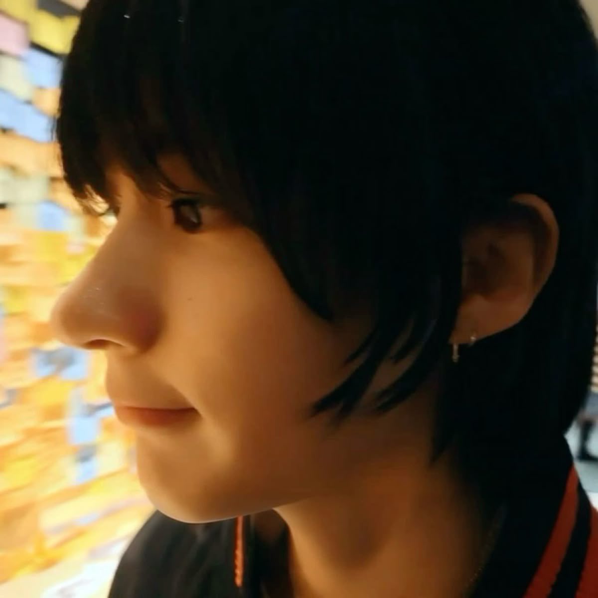 หน้านางอธิบายทุกอย่างโดยที่ชั้นไม่ต้องพิมพ์ ตามนั้นแม่