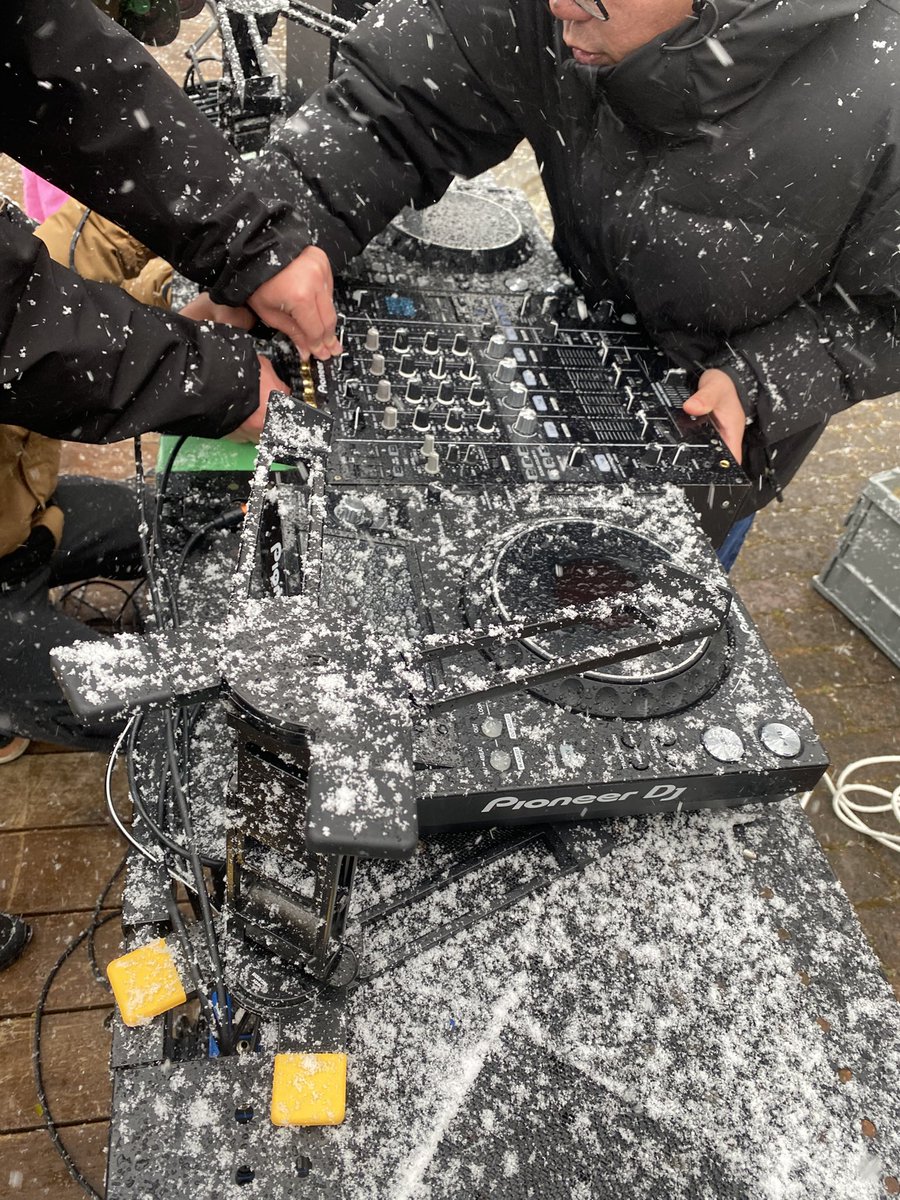 _ebi_swing_'s tweet photo. え、XDJ-1000mk2ーーー!!!!!!!
#TAjamming https://t.co/b7MuyOUmDP