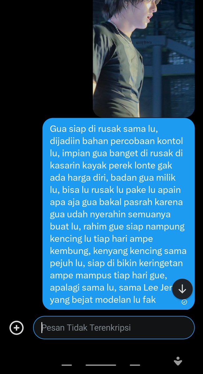 Galer W.T TS tweet media