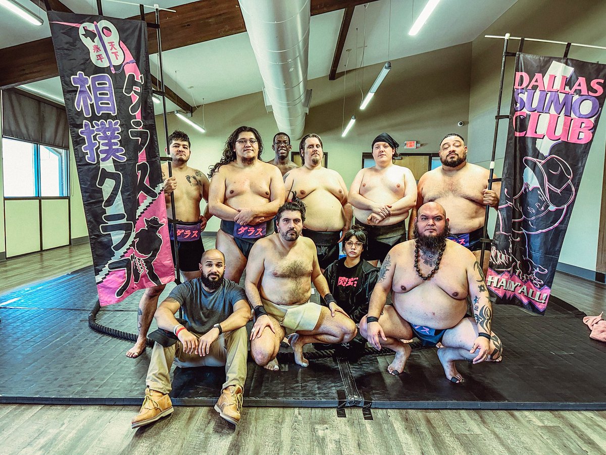 DallasSumoClub's tweet photo. Officially holdin’ it down with @dallasparkrec! Huge thank you to everyone who made this milestone happen, it’s great to be recognized by our city and have their support! 💪🤠

Looking forward to the future, more to come! 🤝

#dallas #ダラス #sumo #相撲 #texas https://t.co/lHROmjTd0S