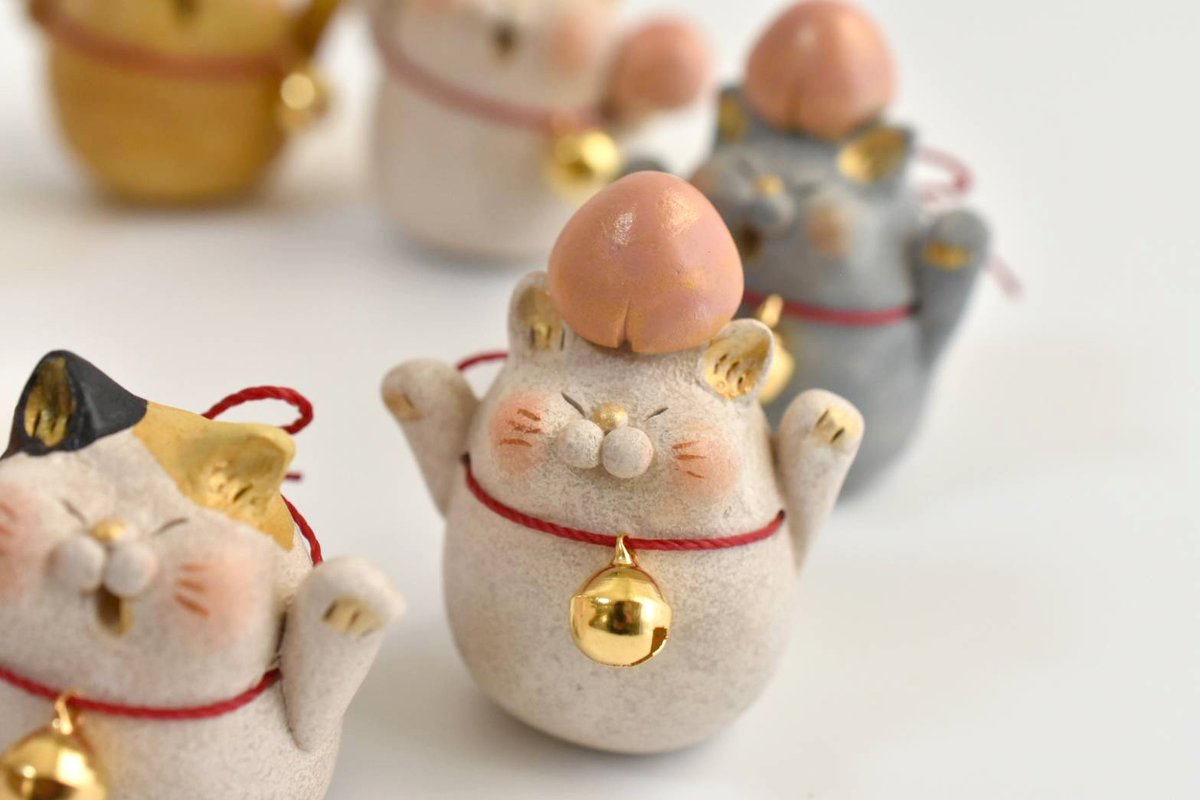 🍑招き猫で 福こいこい！ 笑顔こいこい！ 小さな幸せおいでおいで 一生