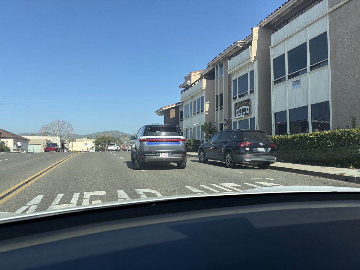 Kian Payandeh Azad tweet media