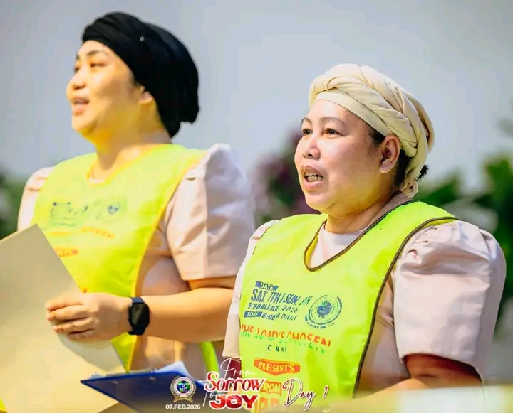 PHILIPPINES CHOIR || INTERNATIONAL PROGRAMME || FROM SORROW TO JOY || DAY 1 || FEBRUARY 2026

 Ministering in Nigerian language! Wonders await! Sorrows rolling away! 

#Chosen #tlccrmofficial #FromSorrowtoJoy2026 #PstLazarusMuoka