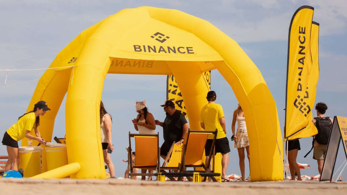 Binance tweet media