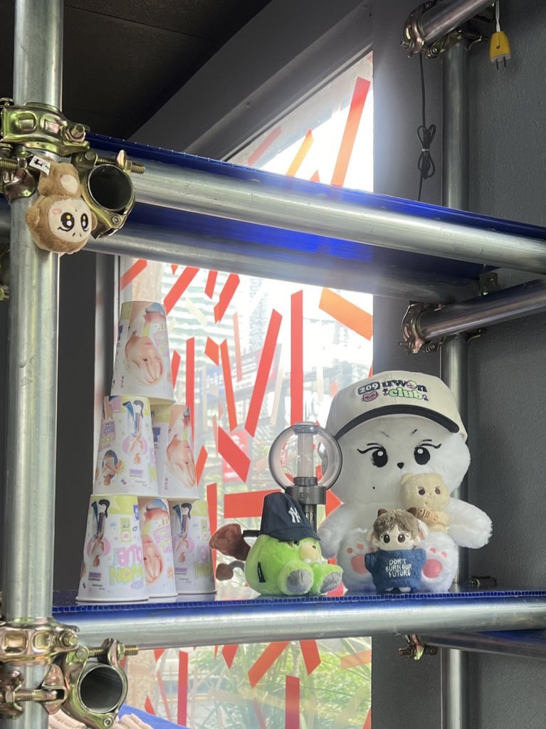 yjwszn's tweet photo. #209_UWONCLUB is now open! 🐈🩵💗🍏 https://t.co/BzwR0LMYMN