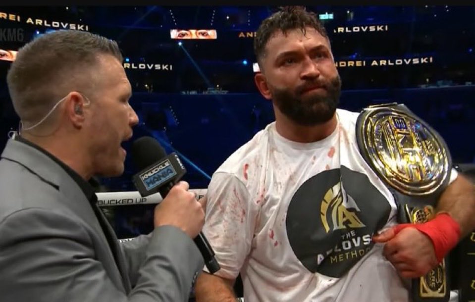 Knuckles 👊 tweet media