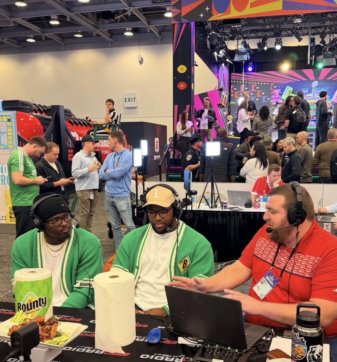 Phil Benotti tweet media