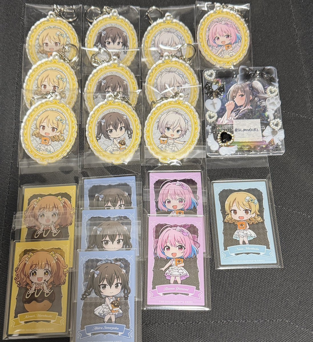 su_panda052's tweet photo. 【交換/譲渡】アイドルマスター シンデレラガールズ デレマス ばくだん焼 グッズ デレマスコラボ 

譲：みりあ、アナスタシア、奈緒、あきら、美波、奏、乃々、きらり、りあむ

求：神崎蘭子 or双葉杏(友人分)or 定価(+送料)

※アクスタは交換のみ

池袋・都内手渡し/郵送可◎
よろしくお願い致します https://t.co/TBMUM8YW3O