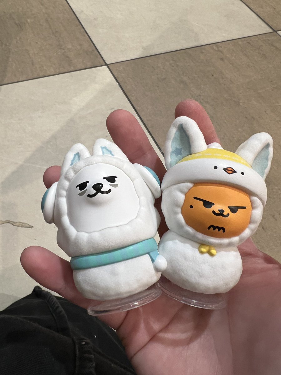 TXT交換 PPULBATU プルバトゥ SNOW MAGIC フィギュア （HOLIDAY VER