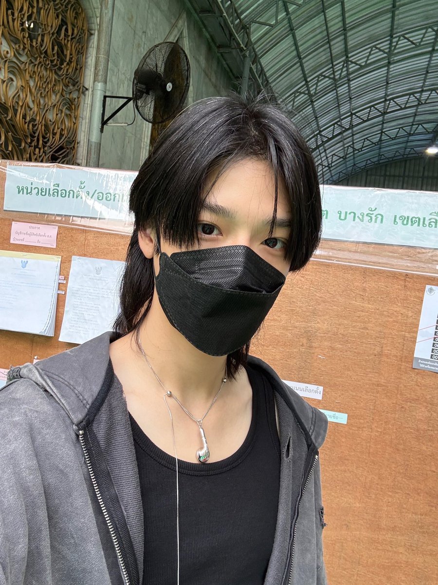 heyzhenie's tweet image. ตามไปส่องสร้อยที่น้องเน้กใส่ เพราะจ๋วย เห็นพสเกาทวิตไว้ว่าของ kashiko แบรนด์เกาแนว Street Y2K nostalgia unisex คือสมเป็นนางเลยจริง ๆ อ่ะ เทสตุวเริ่ดแฟชึ่นมากกก