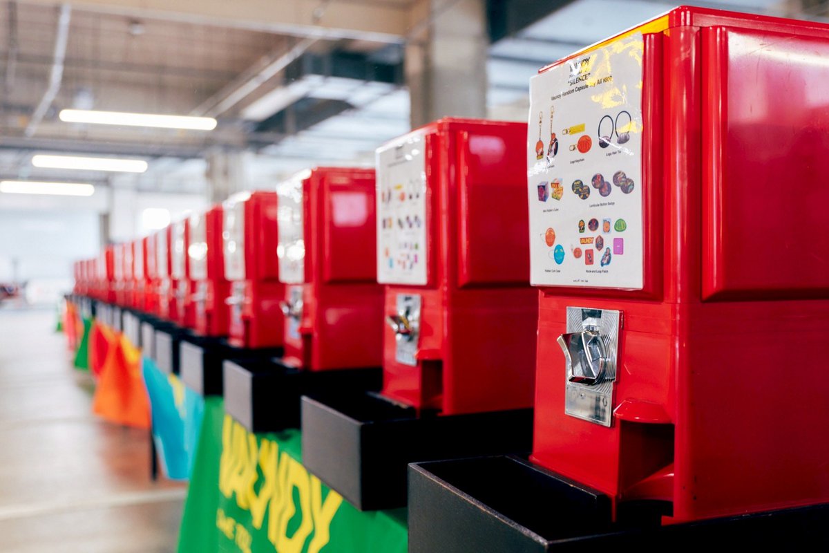 ━━━━━━━━━━━━━━━━━ 𝗩𝗮𝘂𝗻𝗱𝘆 𝗗𝗢𝗠𝗘 𝗧𝗢𝗨𝗥