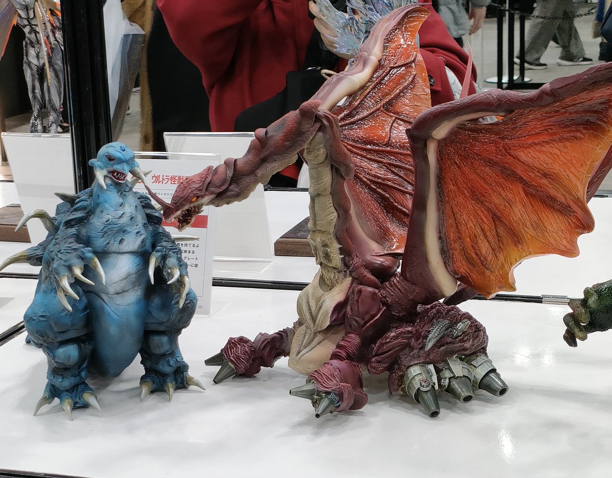 ドリアン三世 tweet media