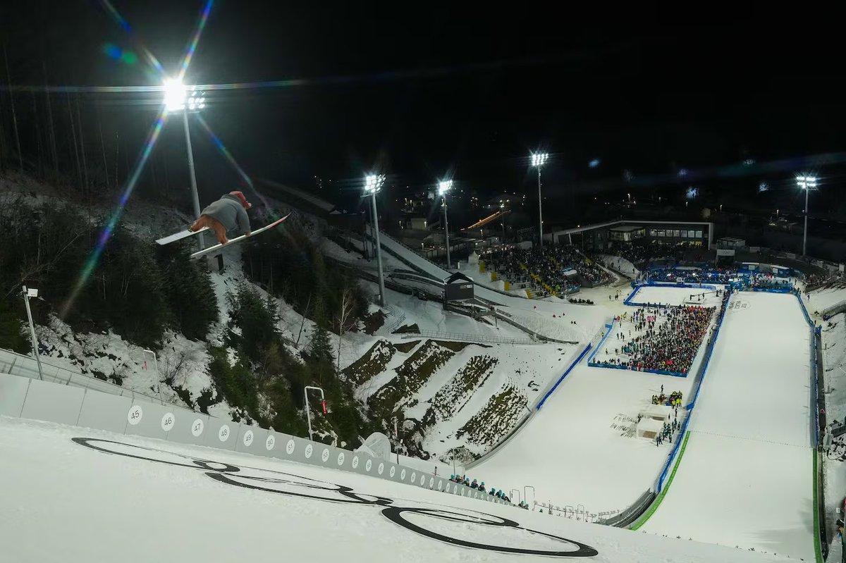 I Photoshop Paddington into a movie, TV show, or pop culture until I forget: Day 1791