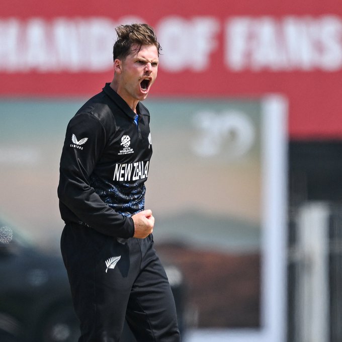 Good start with the ball from Kiwis in Chennai 👏