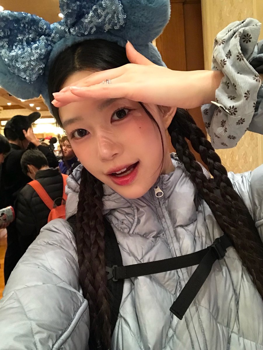nextuoy's tweet photo. 260208 인스타 게시물

행복해••• 천국이야🎡🏰🫧

#정은 #최정은 #JEONGEUN #CHOIJEONGEUN https://t.co/jRNWRZnvTu