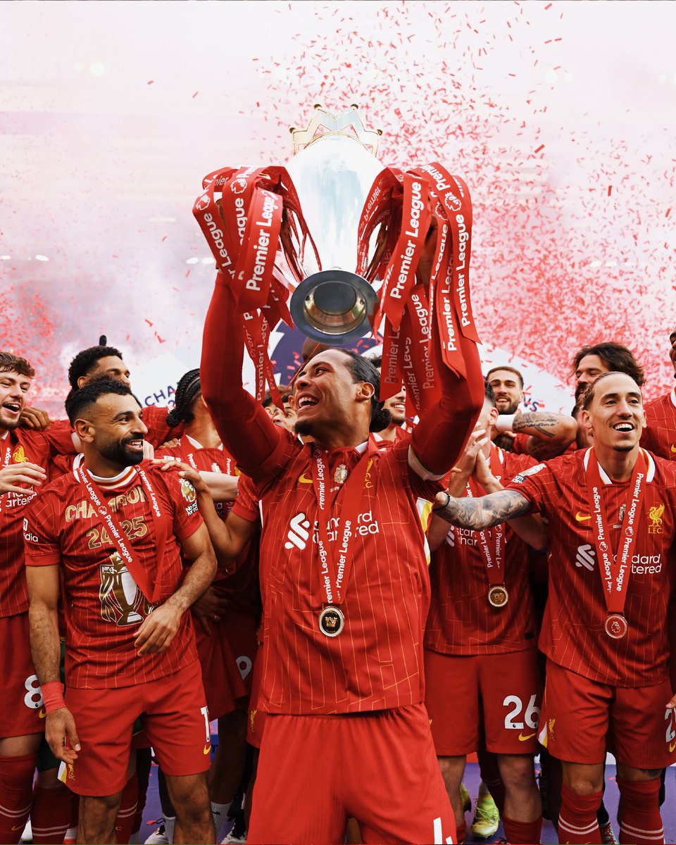 Olushegz's tweet photo. Match day Liverpool vs Manchester City 🔴🔵

We can do this come on red armies 🔴💪🏽 https://t.co/eMSzA2lcZb