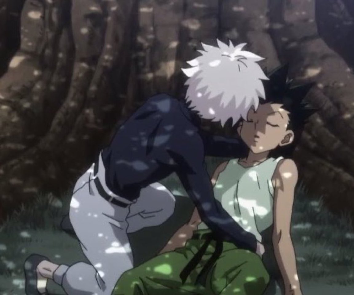 그니까 난 수틀리면 걍 대갈 뽑아버리는 완력 64톤의 남자님이
내곤이 다룰때는 완력 10으로 조절하신다는점이 믿기 어려웠던 것 같다 .