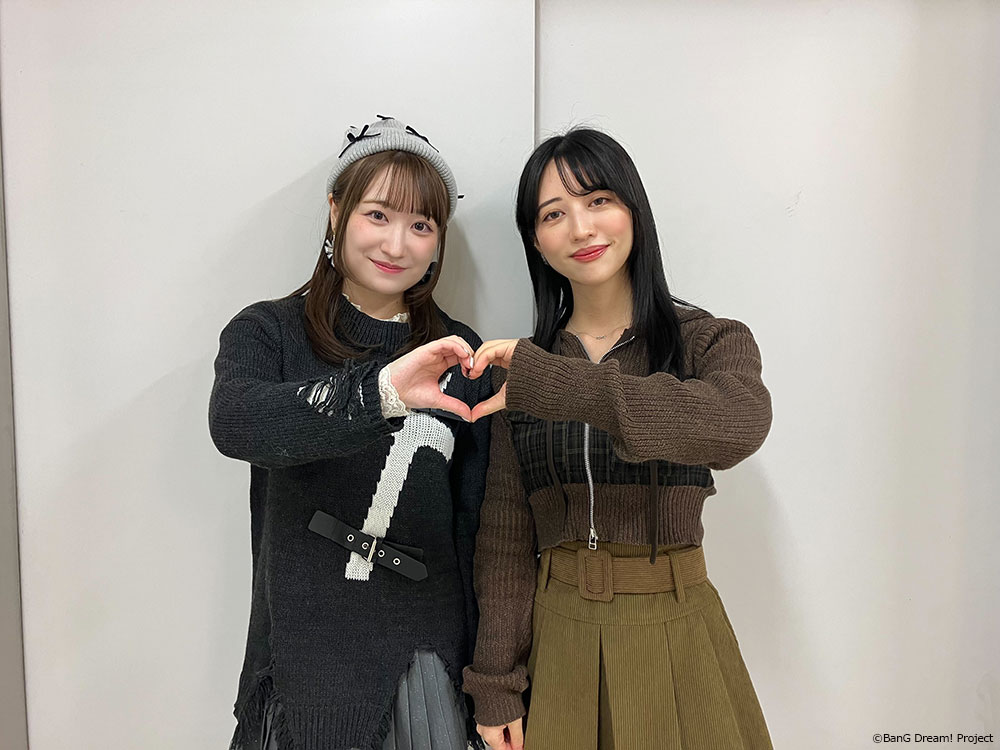 #わかれ道のその先へLIVEFILM📽️
声出し＆スタンディングOK！轟音上映会

Ave Mujicaより
米澤茜(アモーリス/祐天寺にゃむ 役)
高尾奏音(オブリビオニス/豊川祥子 役)が登壇しました🌙

3/1(日)にはMyGO!!!!!×Ave Mujica ツーマンライブが開催！
bang-dream.com/events/mygo-av…

#バンドリ #MyGO #AveMujica