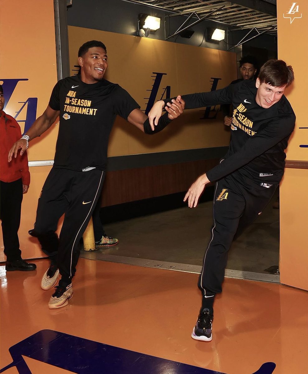 BALLERS0214's tweet image. ウチが誇るリーグ1のカップル(？)