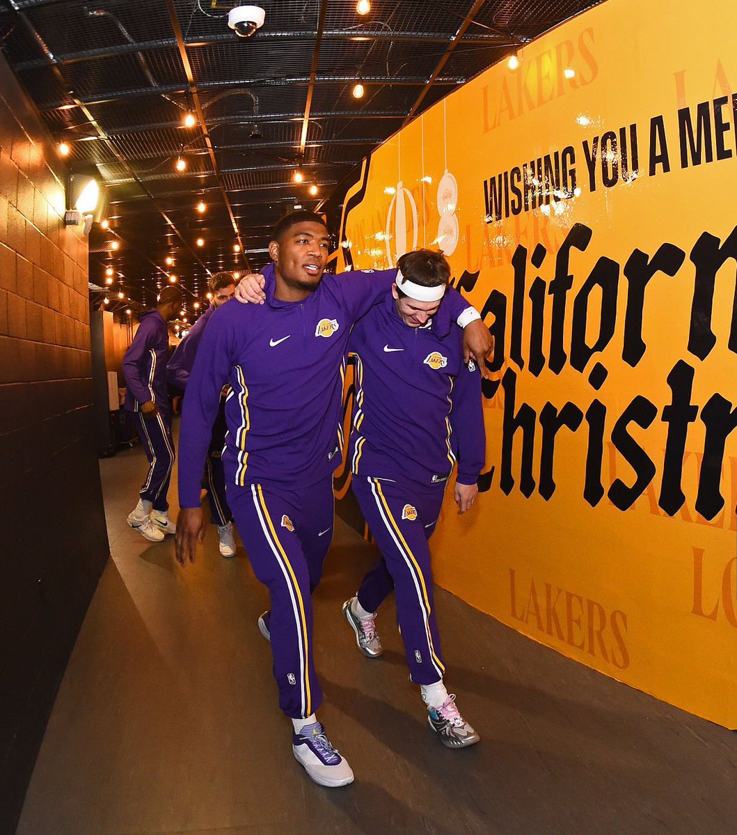 BALLERS0214's tweet image. ウチが誇るリーグ1のカップル(？)