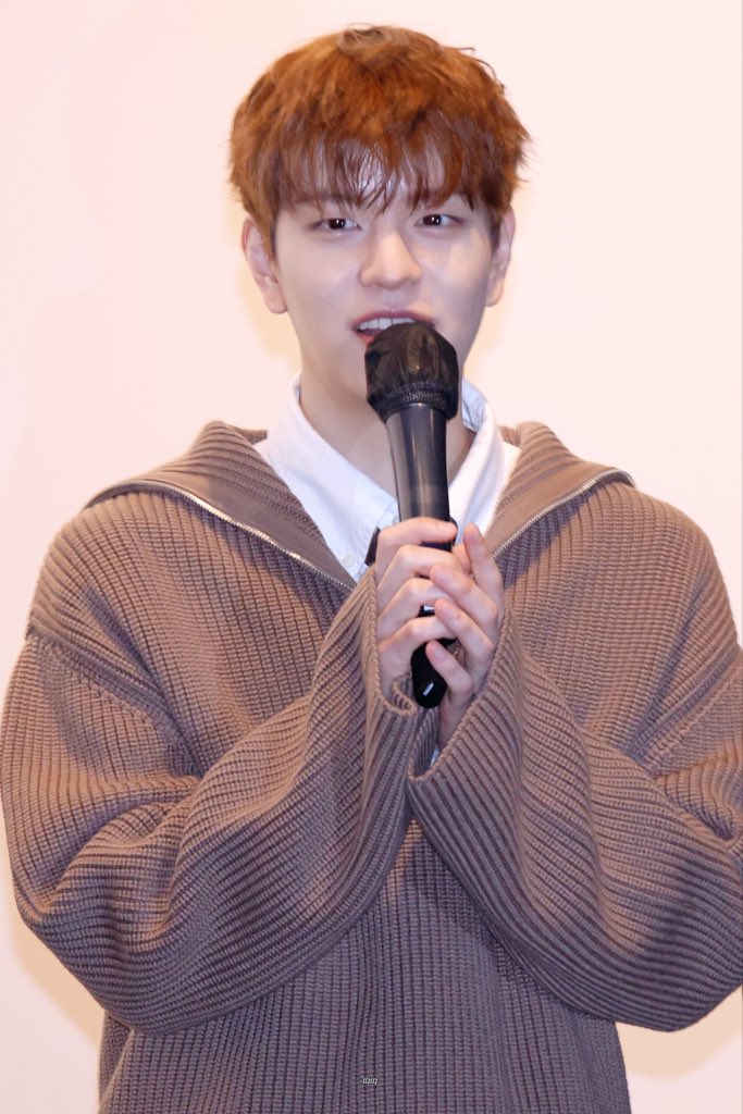 땨땨 tweet media