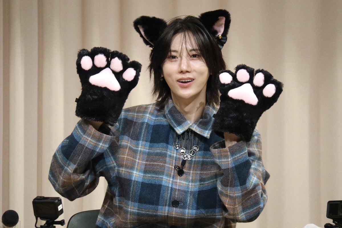 포톤 tweet media