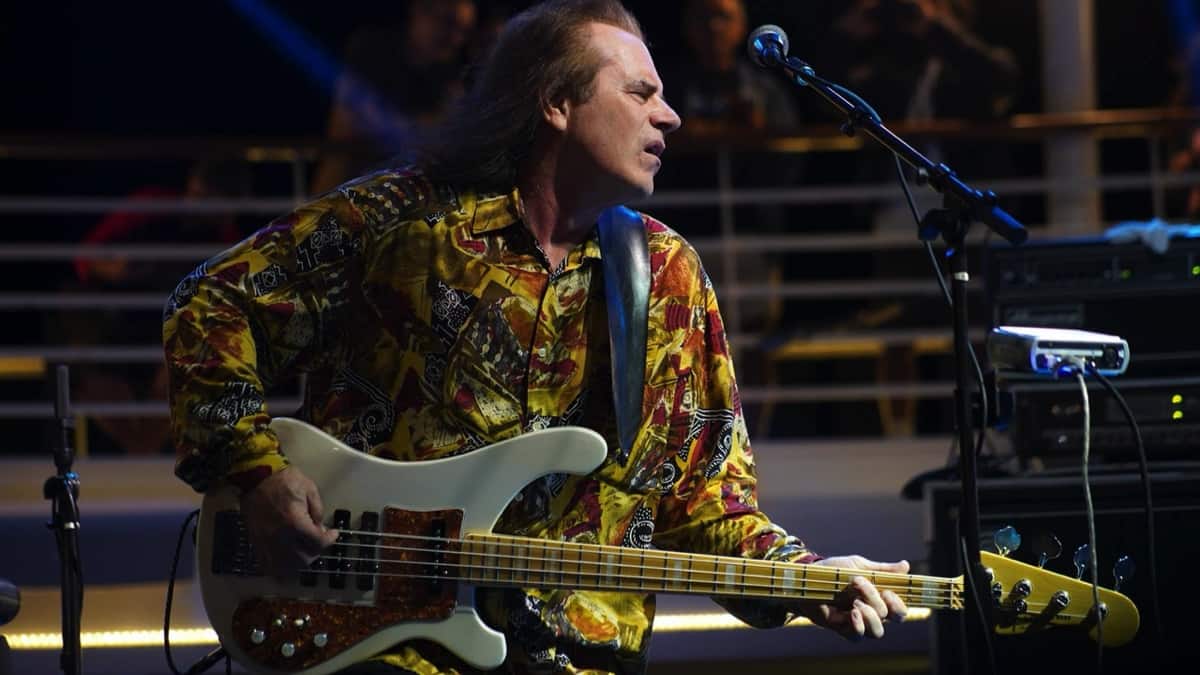 MaxxGhe's tweet photo. 08/02/1956.
Nasce in California il bassista della band progressive rock Spock's Beard (e dei Pattern-Seeking Animals): Dave Meros.
The Light: https://t.co/5JdJMBLHCl
Crack The Big Sky: https://t.co/refImZ3unL
#DaveMeros #SpocksBeard #ProgRock https://t.co/vfmemKShSb