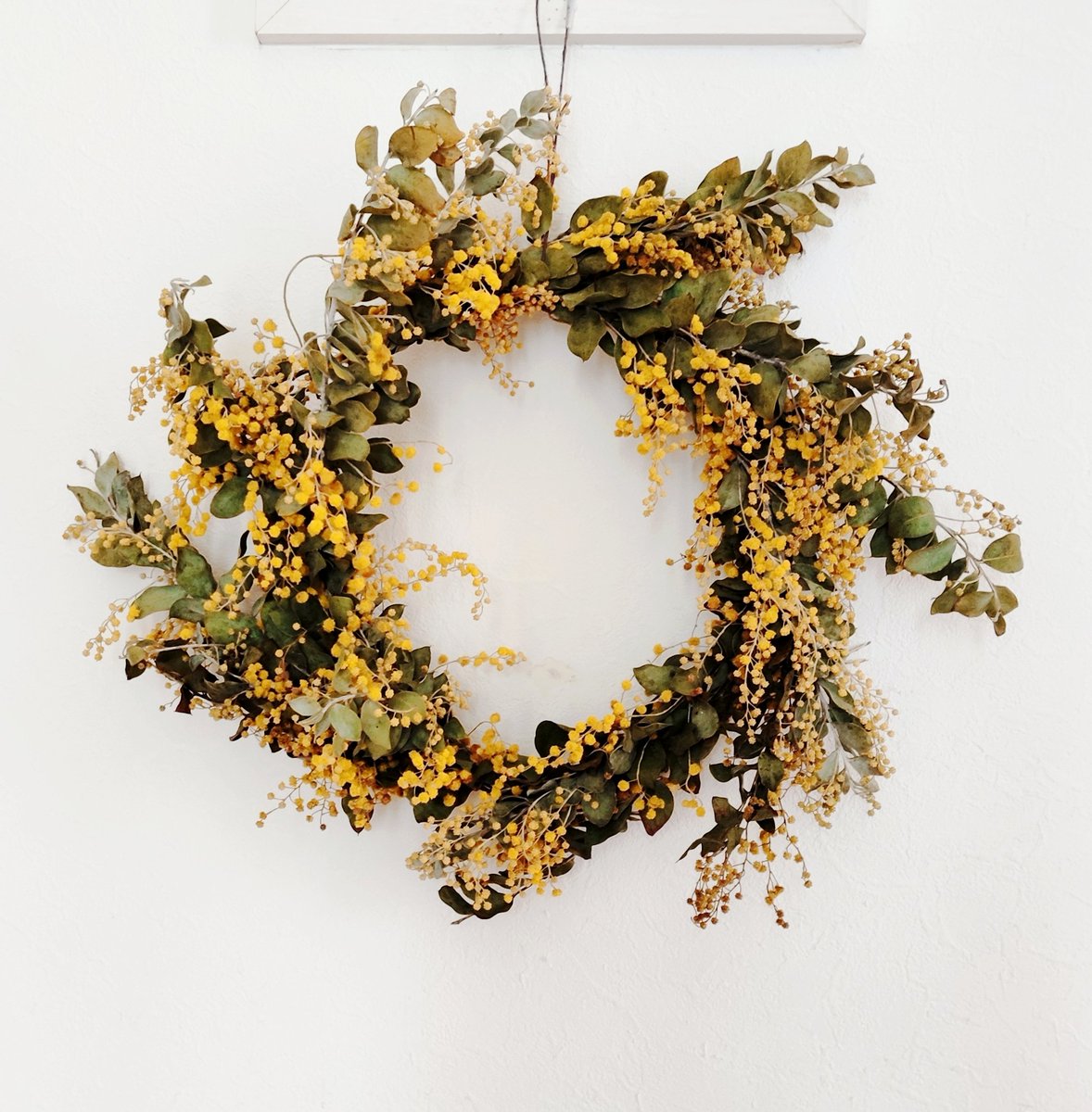 今年もミモザでリースを製作 春の訪れを告げるミモザが大好き！ あと
