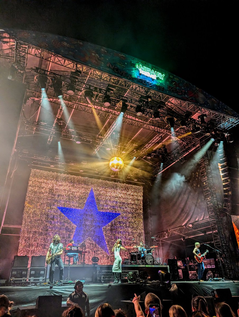 I'm not sure there's a better live band around right now. The energy from <a href="/wolfalicemusic/">Wolf Alice</a> is incredible every time, even on a 30 degree summer's night. <a href="/lanewayfest/">Laneway Festival</a> yesterday.